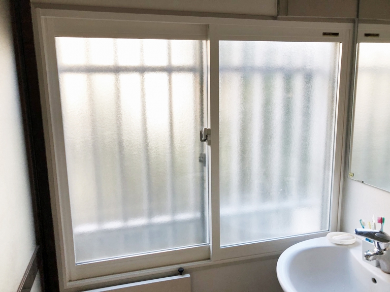 【洗面所】YKKAPの内窓プラマードU＋複層ガラス